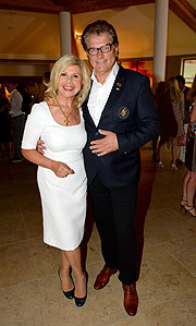 Marianne und Michael Hartl beim 1. FCR Immobilien Eagles Charity Golfturnier ©Foto: Schneider-Press/W.Breiteneicher